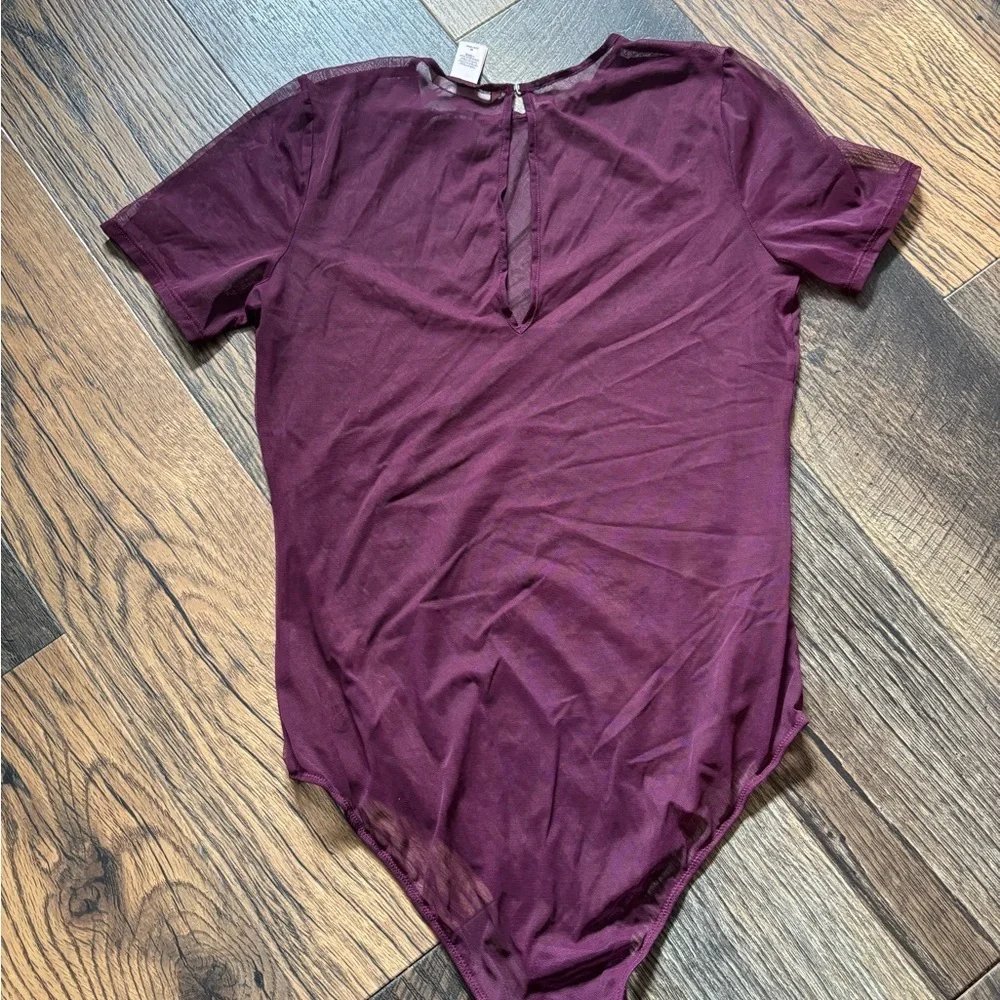Victoria's Secret Mesh Sheer Plum Short Sleeve Bodysuit Size Medium - Picture 7 of 8